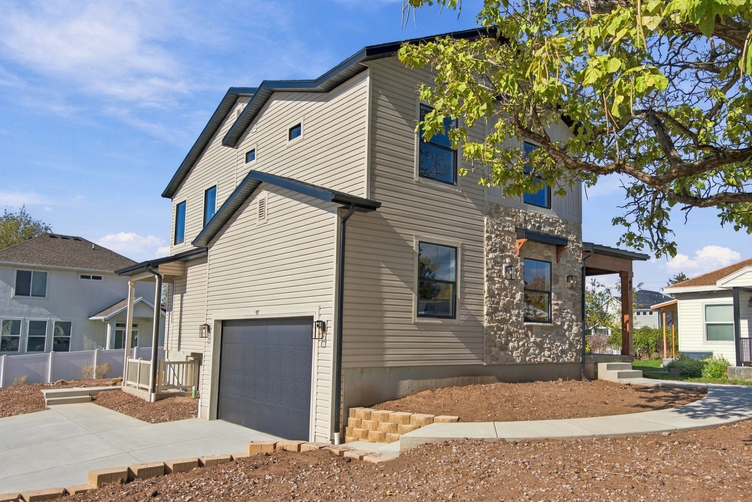 Crestwood Road — photo 3